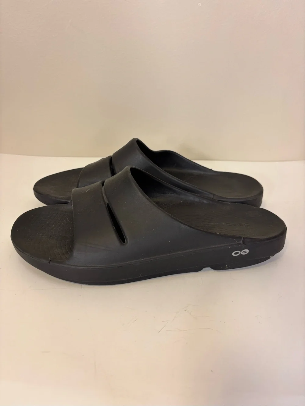 OOFOS lightweight recovery